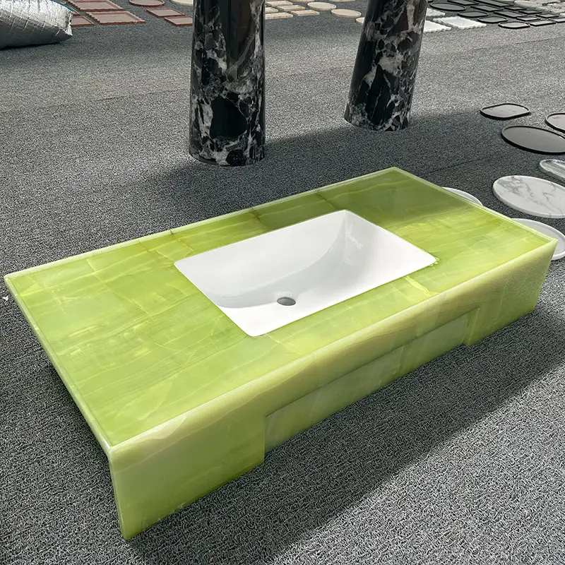 Should I choose Onyx and Agate for statement interiors?